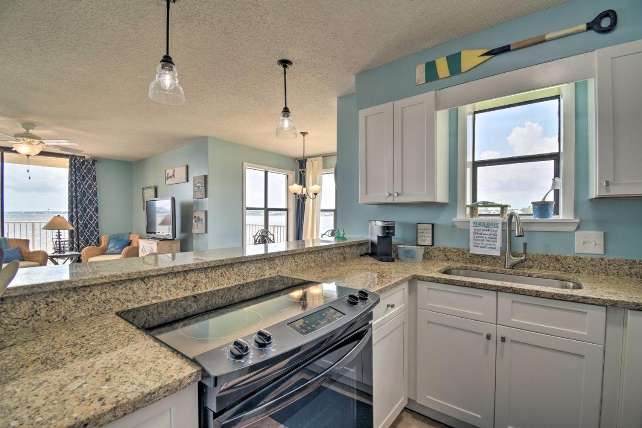 Waterfront Gulf Shores Condo With Patio, Pier And Pool Exterior photo